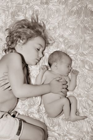 44serenbe_newborn2011_051.JPG